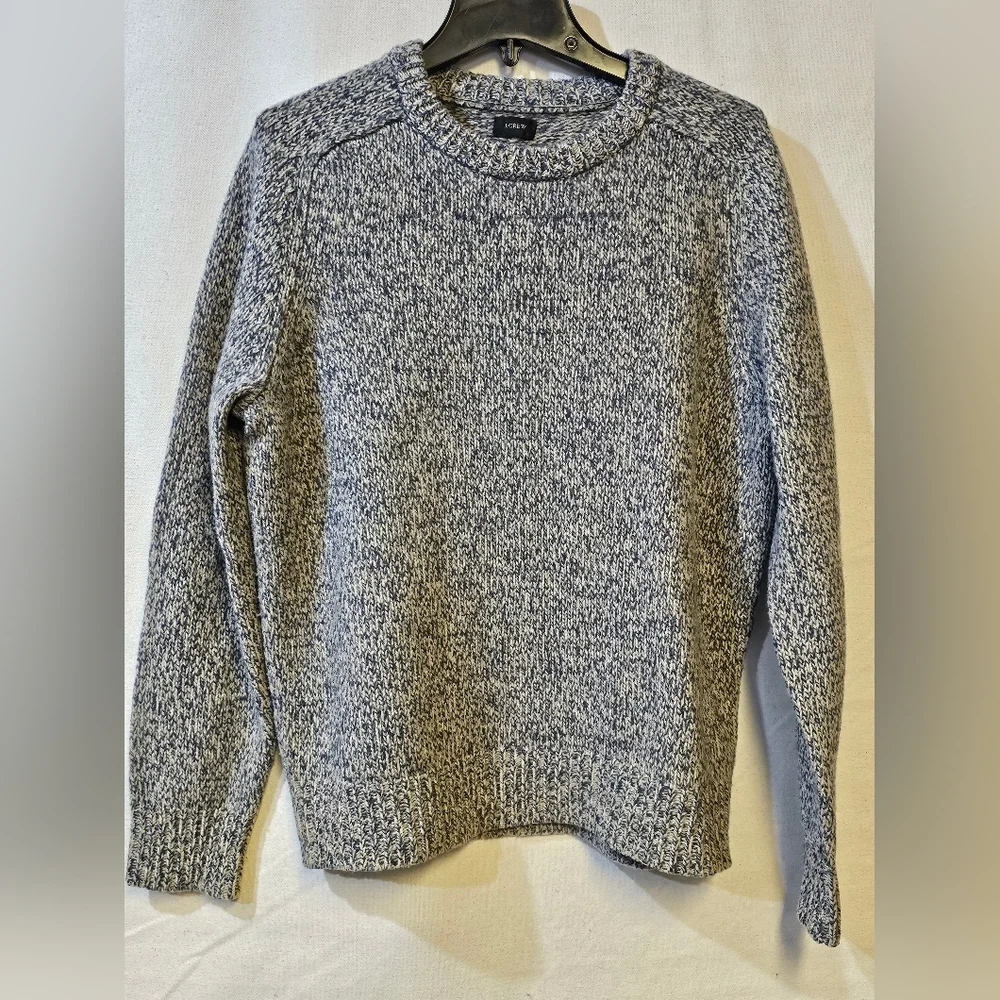 J. Crew Men's %100‎ Lambs Wool Gray Crewneck Sweater